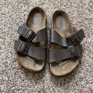 Brown Birkenstock’s size 5